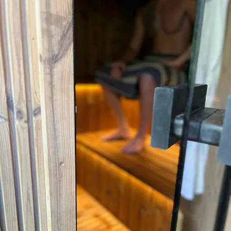 Tauberchalet I Whirlpool, Sauna, & Detoxvibes I Privates Boutiquechalet Fuer Bis 6 Personen Casa de Férias
