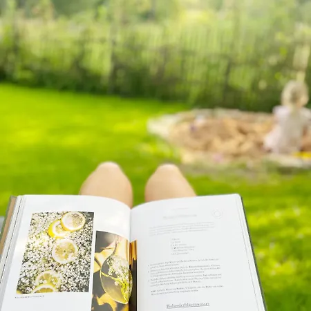 Tauberchalet I Whirlpool, Sauna, & Detoxvibes I Privates Boutiquechalet Fuer Bis 6 Personen