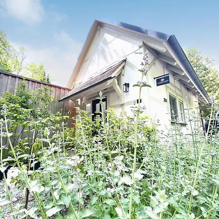 Tauberchalet I Whirlpool, Sauna, & Detoxvibes I Privates Boutiquechalet Fuer Bis 6 Personen Dom wakacyjny