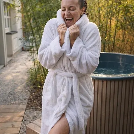 Tauberchalet I Boutique Biohacking-ferienhaus Mit Private Dom wakacyjny *