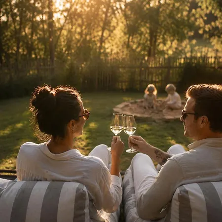 Dom wakacyjny Tauberchalet I Boutique Private Spa Ferienhaus I Slow Mornings I Warm Water I Quiet Luxury Rothenburg ob der Tauber