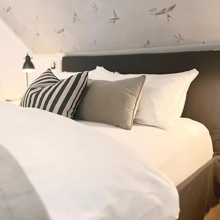 Semesterbostad Tauberchalet I Boutique Private I Slow Mornings I Warm Water I Quiet Luxury *