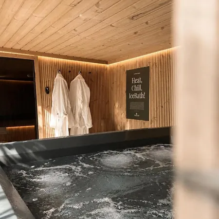 Semesterbostad Tauberchalet I Boutique Private I Slow Mornings I Warm Water I Quiet Luxury *